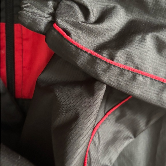 Manchester United Black and Red Men's Jacket - Picture 8 of 11